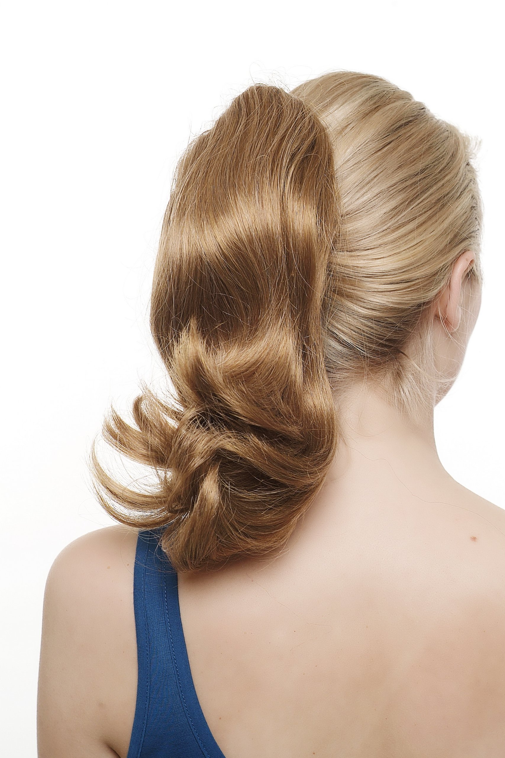 wig-me-up-pferdeschwanz-sa04-2005-zopf-extension-dunkelblond-25-cm-mit-butterfly image 1