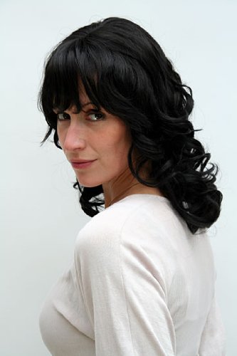 wig-me-up-6370-1b-damen-per-cke-schwarz-schulterlang-gelockt-mit-pony-ca-40-cm image 6