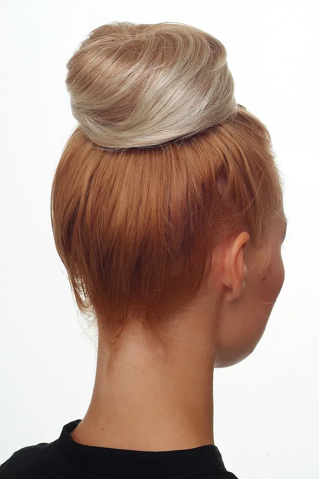 wig-me-up-nha-004d-27t613-dutt-haarteil-bun-60er-vintage-mischblond image 1