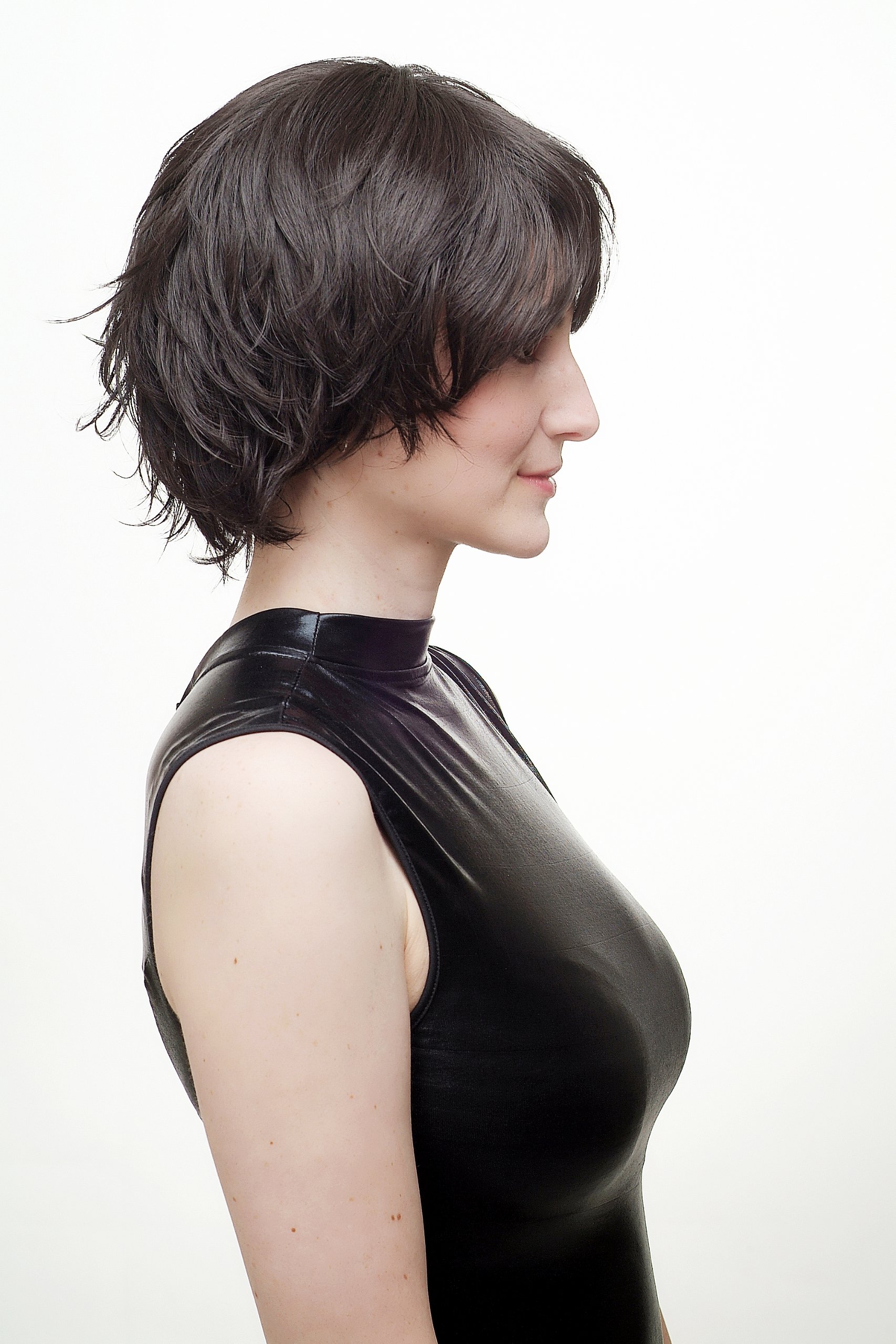 wig-me-up-damenper-cke-cosplay-kurz-volumin-s-schwarzbraun-1258-2 image 2