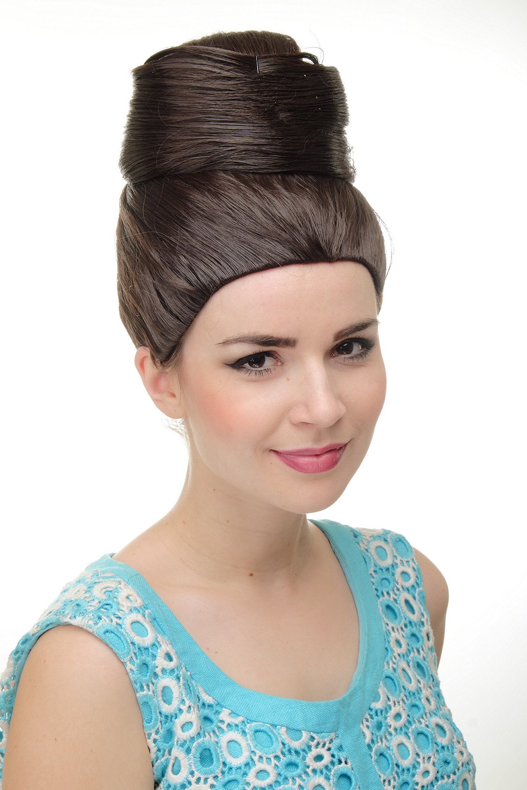 wig-me-up-gfw2200-6-damenper-cke-beehive-dutt-mittelbraun-25-cm-vintage-50er-60e image 1