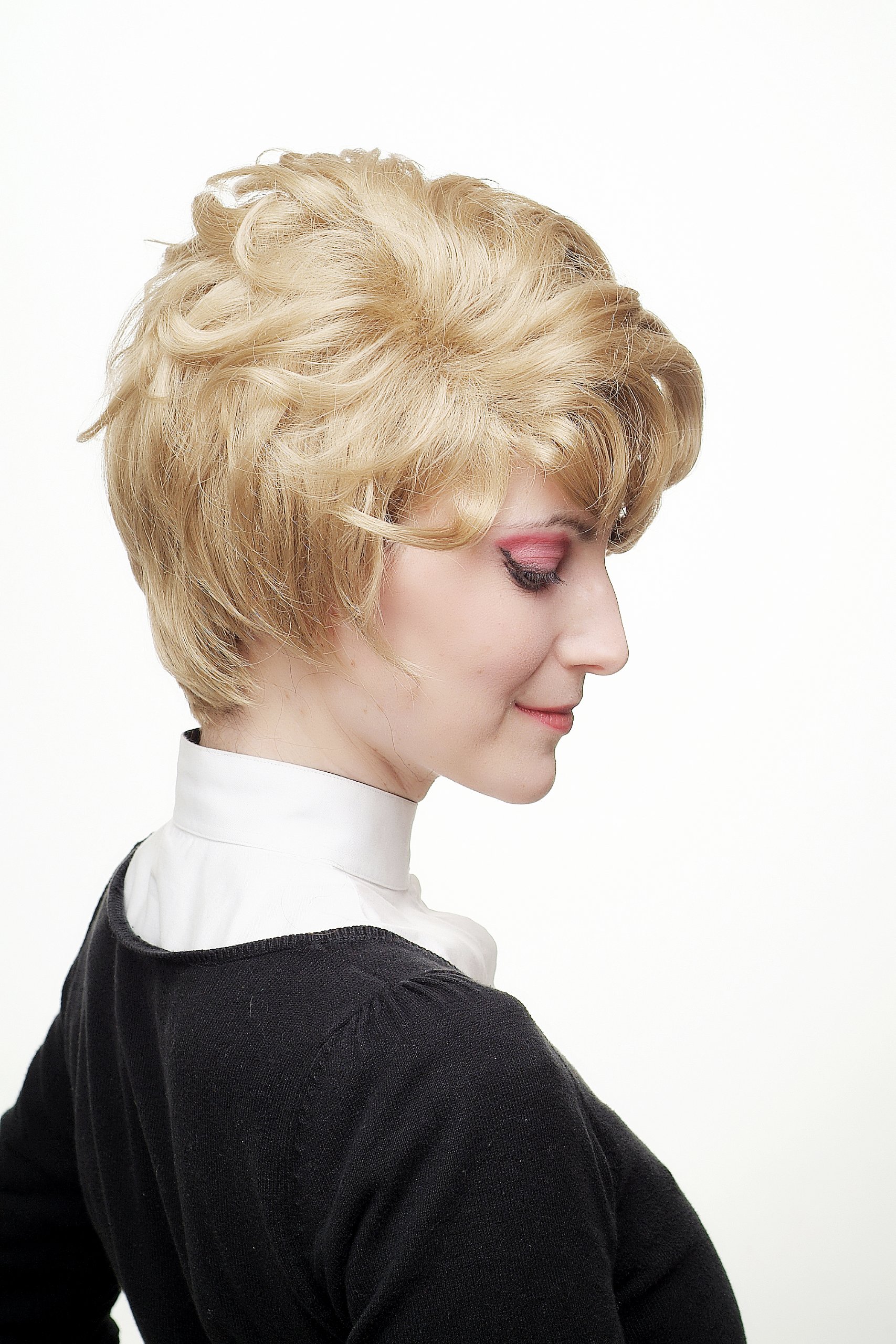 wig-me-up-1264-damenper-cke-kurz-gewellt-volumin-s-blond-gestr-hnt-30-cm image 2