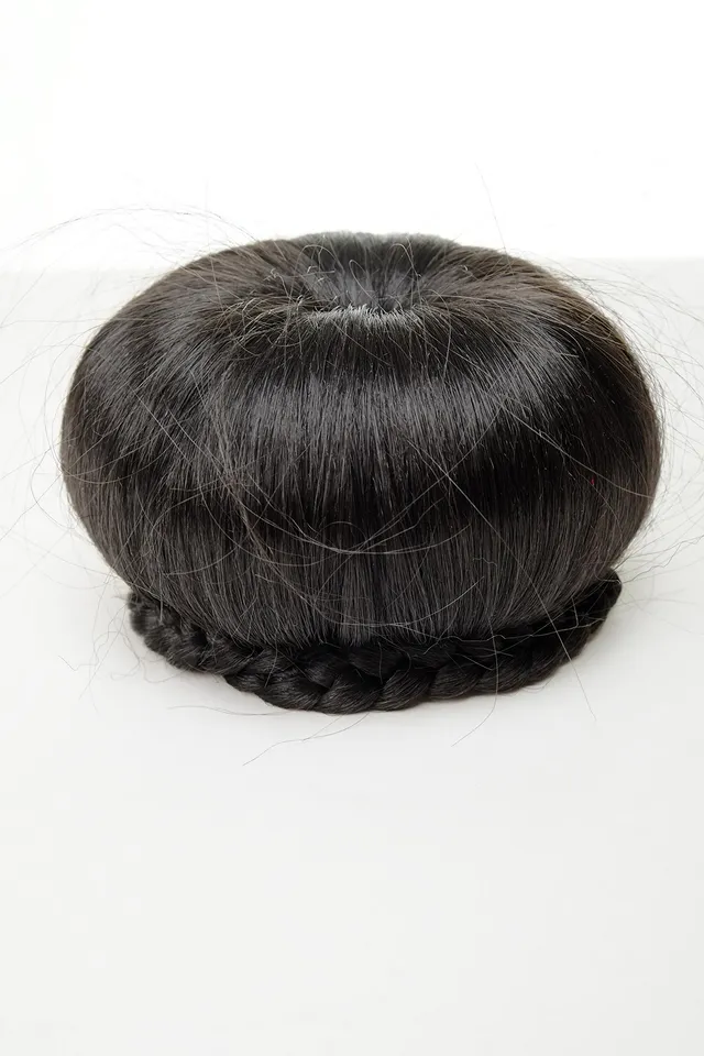 wig-me-up-n372-2-haarteil-dutt-haarknoten-50er-60er-vintage-schwarz-12-cm image 1