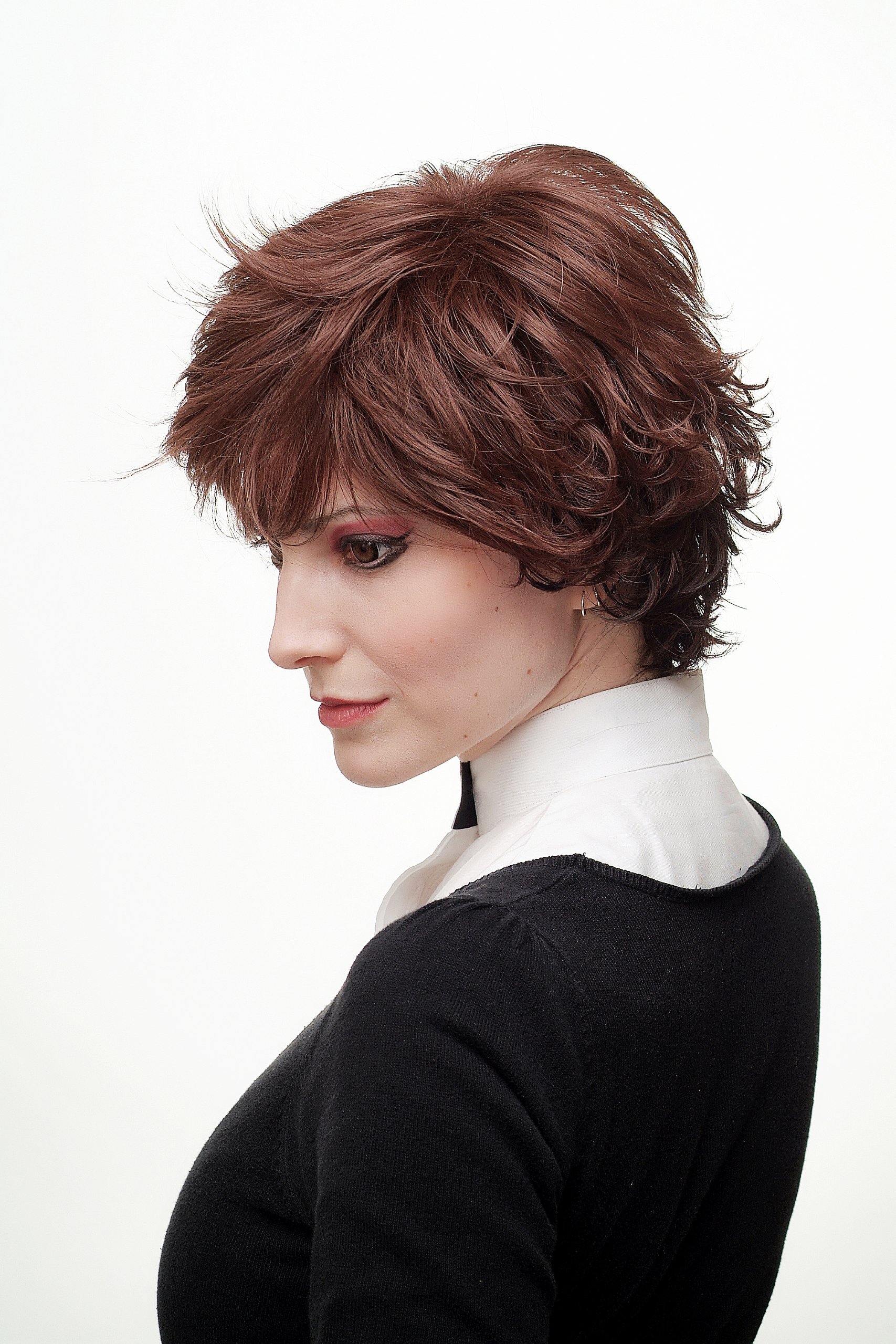 wig-me-up-h8020-2t33h30-33-per-cke-kurz-toupiert-braun-3-nuancen-25-cm image 4