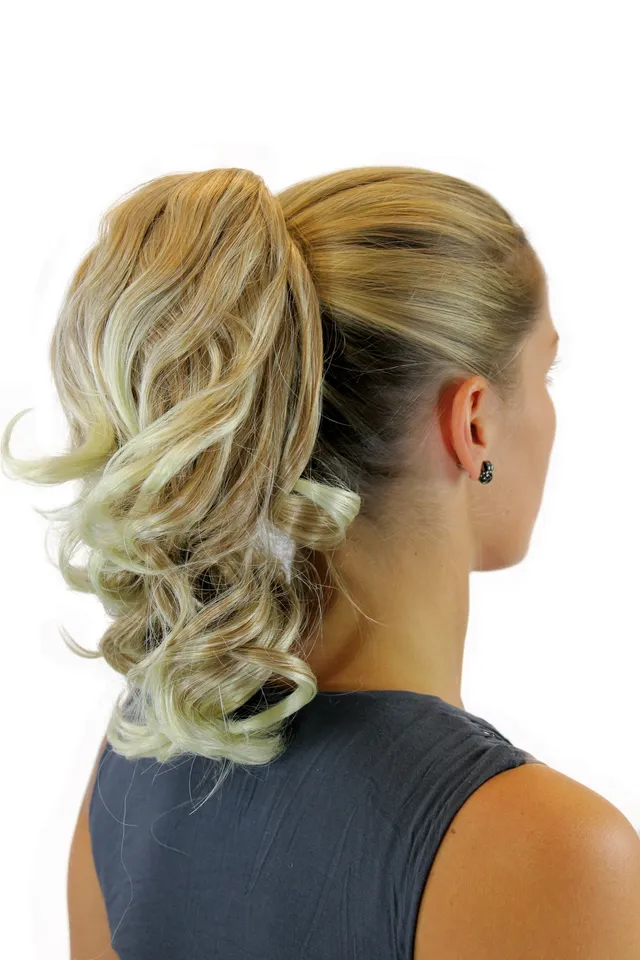 wig-me-up-jl-3023-haarteil-zopf-gewellt-halblang-35-cm-blondmix image 1