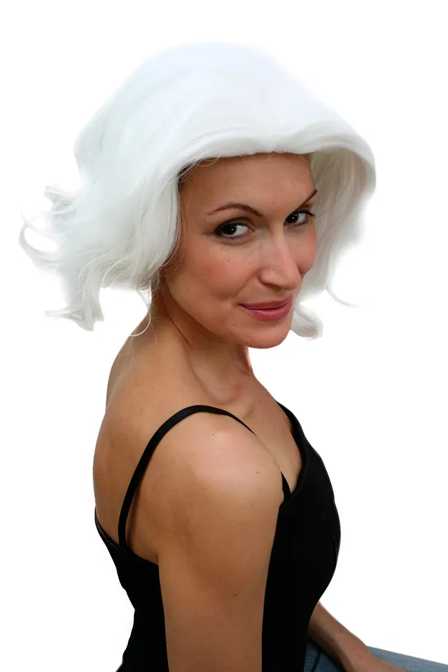 wig-me-up-per-cke-wei-lang-sorority-drag-queen-travestie image 1