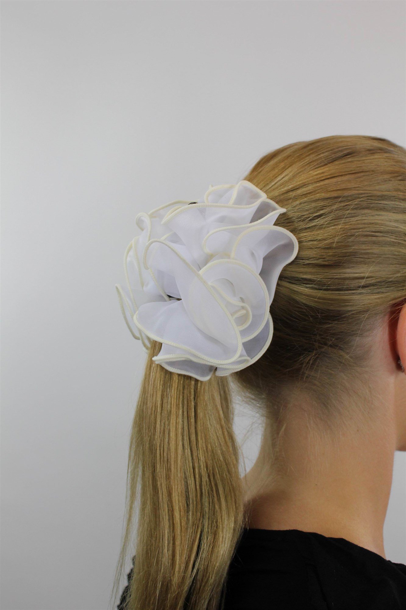 wig-me-up-haarrose-edelwei-z023-wei-haarklammer-butterfly-klammer image 4