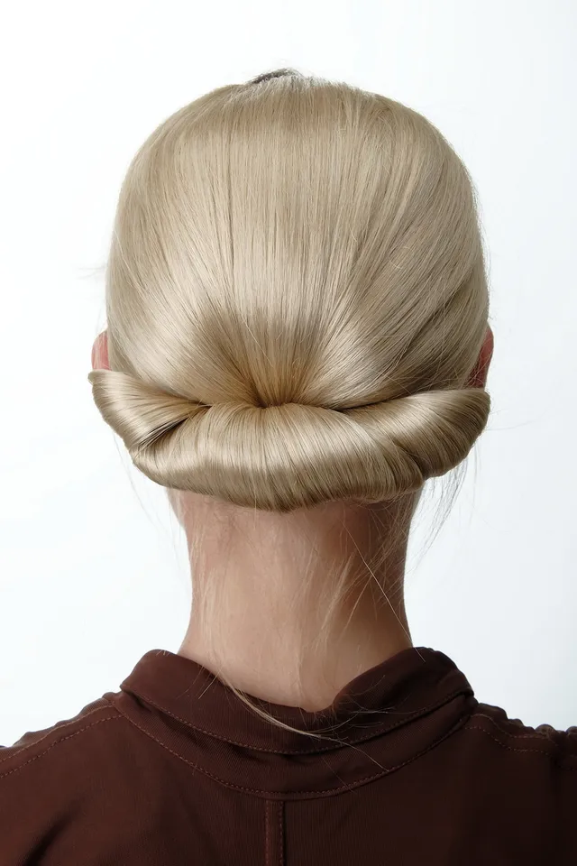wig-me-up-n792-26-haarteil-dutt-halbper-cke-blond-breit-16-cm image 1