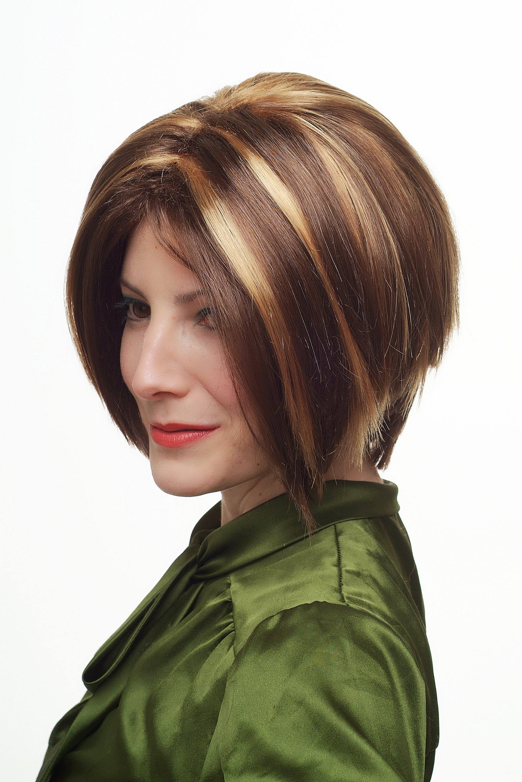 wig-me-up-7062-p6-27-kurzper-cke-braun-blond-gestr-hnt-mittelscheitel image 3