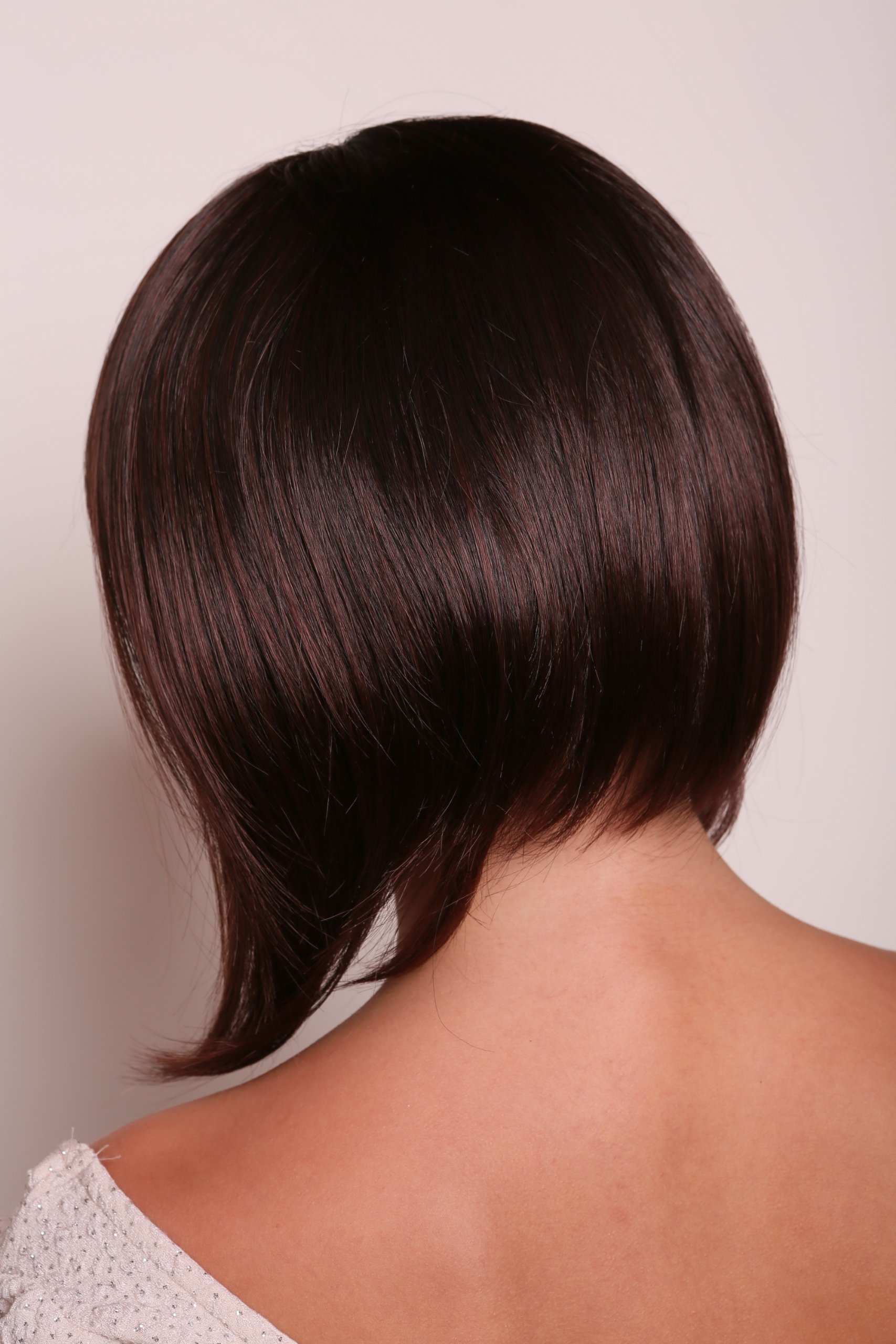wig-me-up-bob-per-cke-xw306-2t33-kastanienbraun-30-cm-glatt-mit-pony image 3