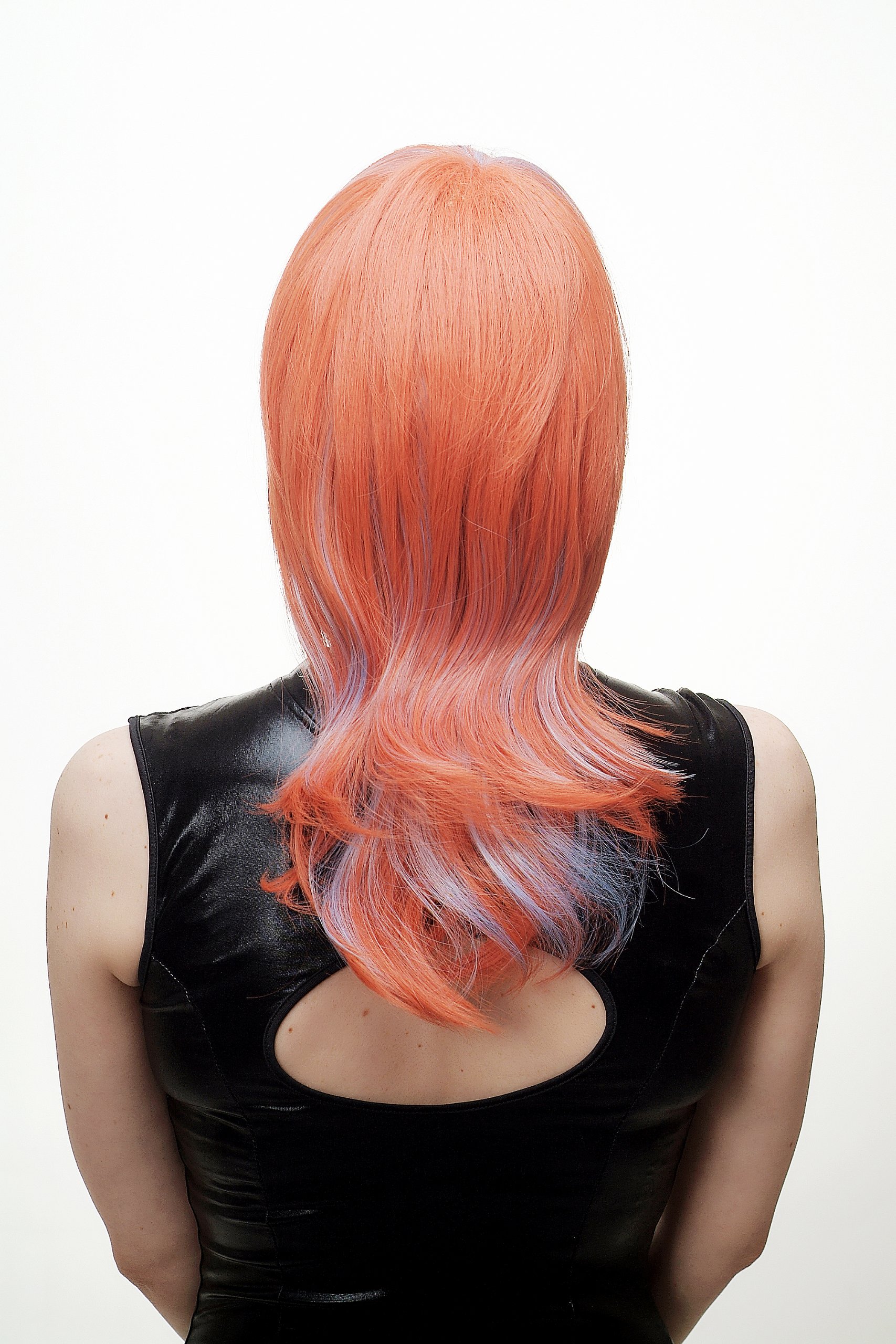 wig-me-up-h9001-t23-3-t4020-per-cke-schulterlang-rot-mit-cyan-str-hnen-50-cm image 2