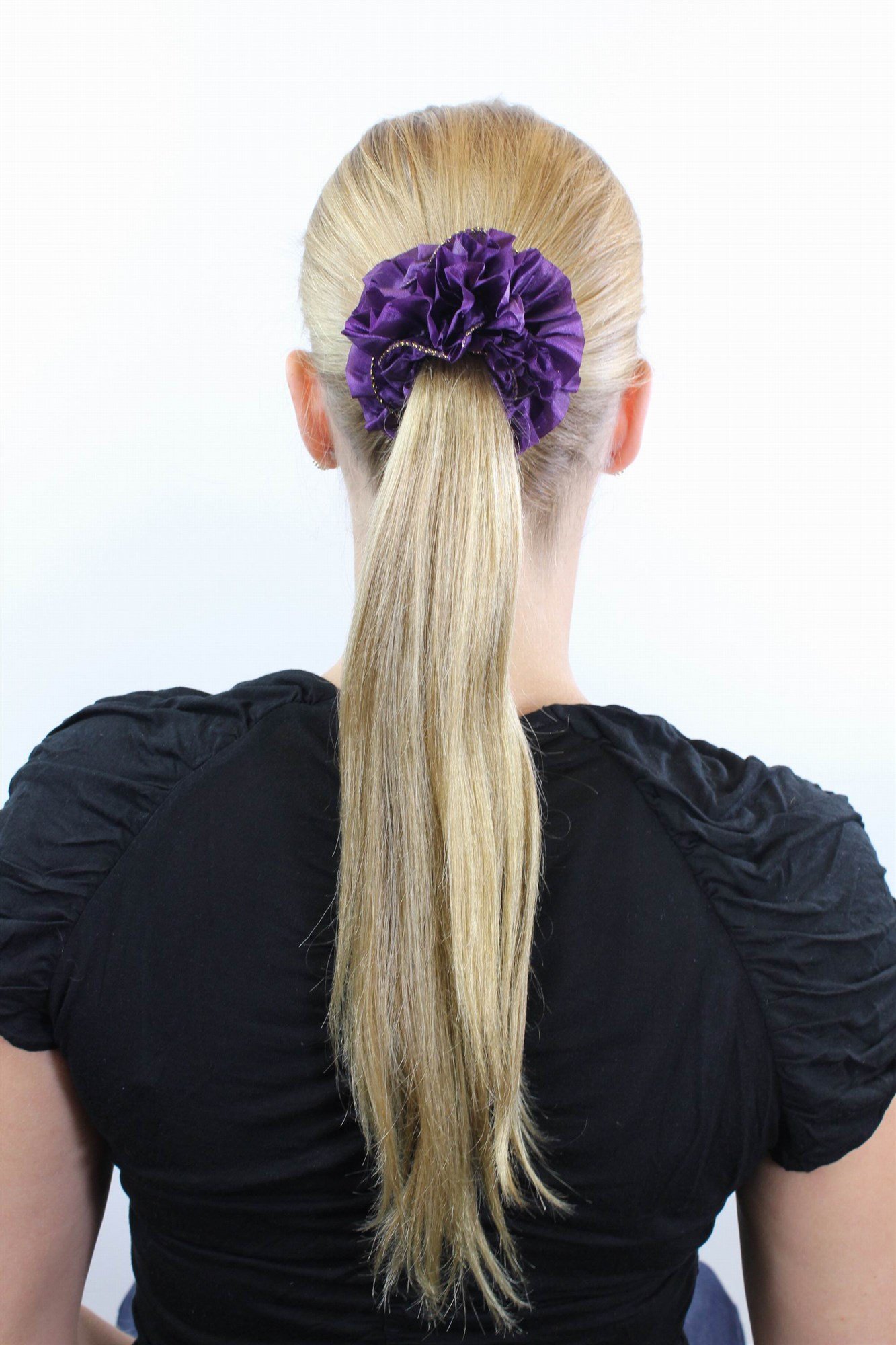 wig-me-up-z005-scrunchy-haarband-lila-dunkel image 2
