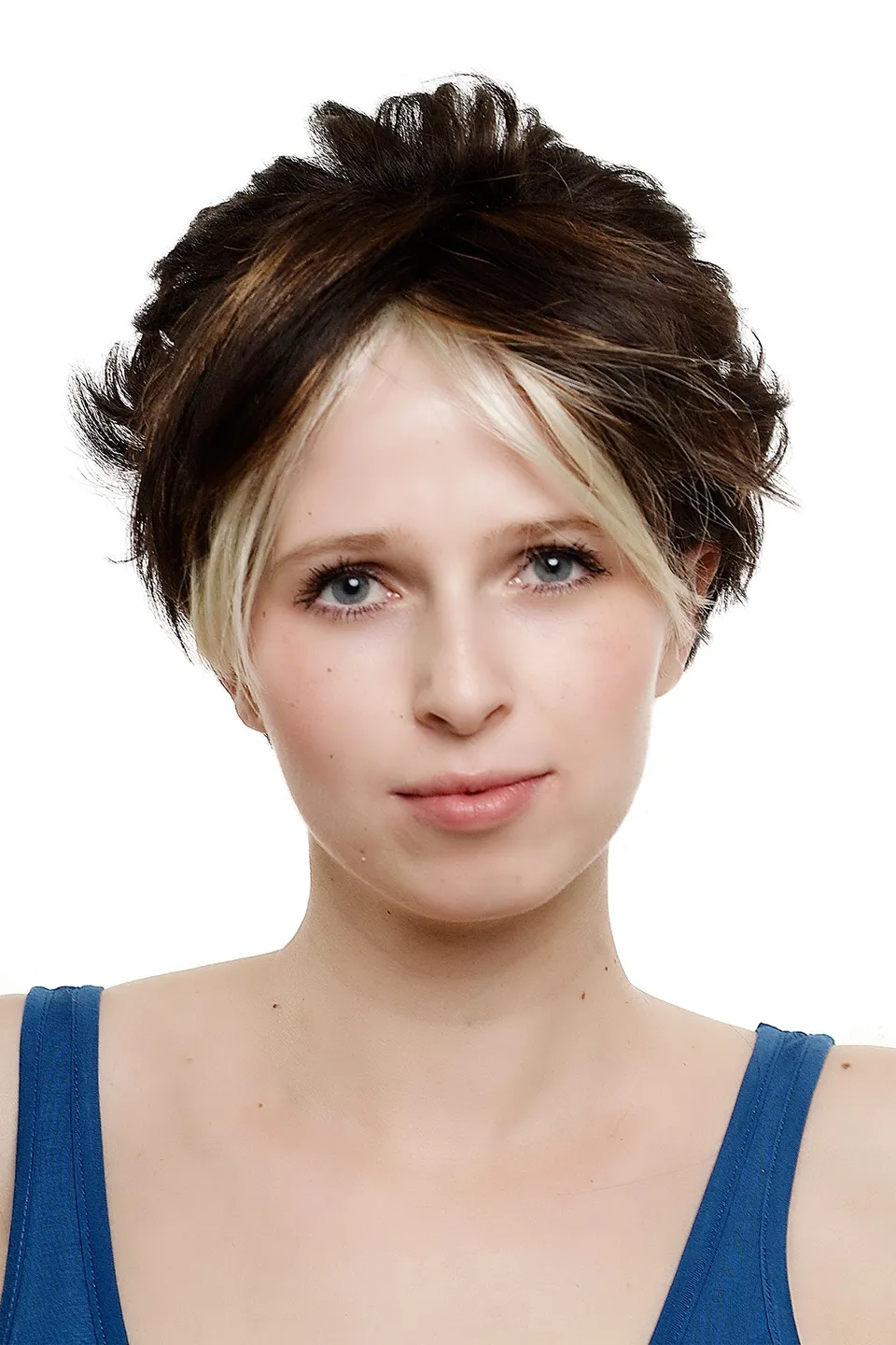 wig-me-up-sa018-4b-damen-kurzhaarper-cke-dunkelbraun-mit-str-hnen image 1