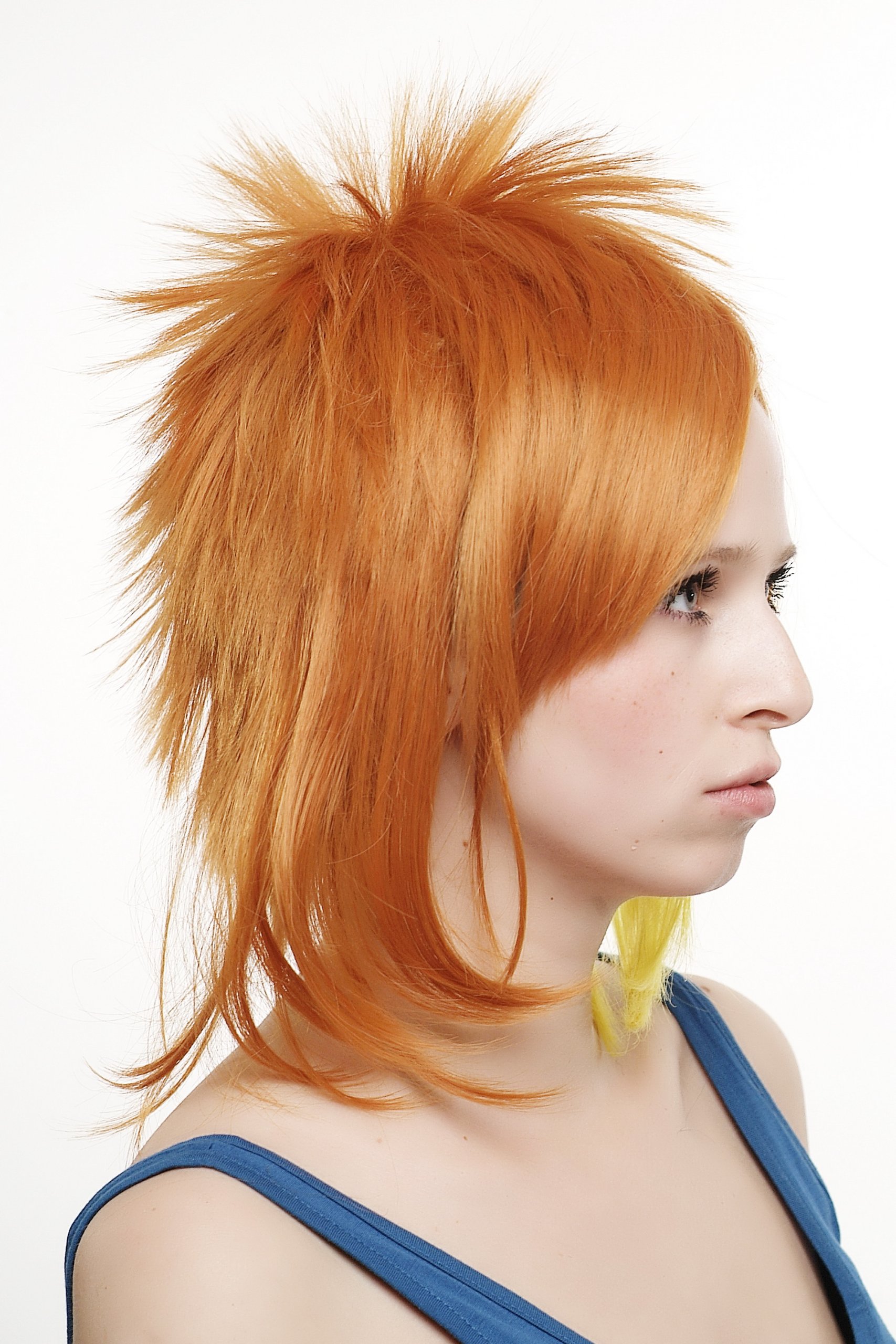 wig-me-up-sa021-t2735ht2104-damenper-cke-kurz-rot-gelb-papagei-look image 2