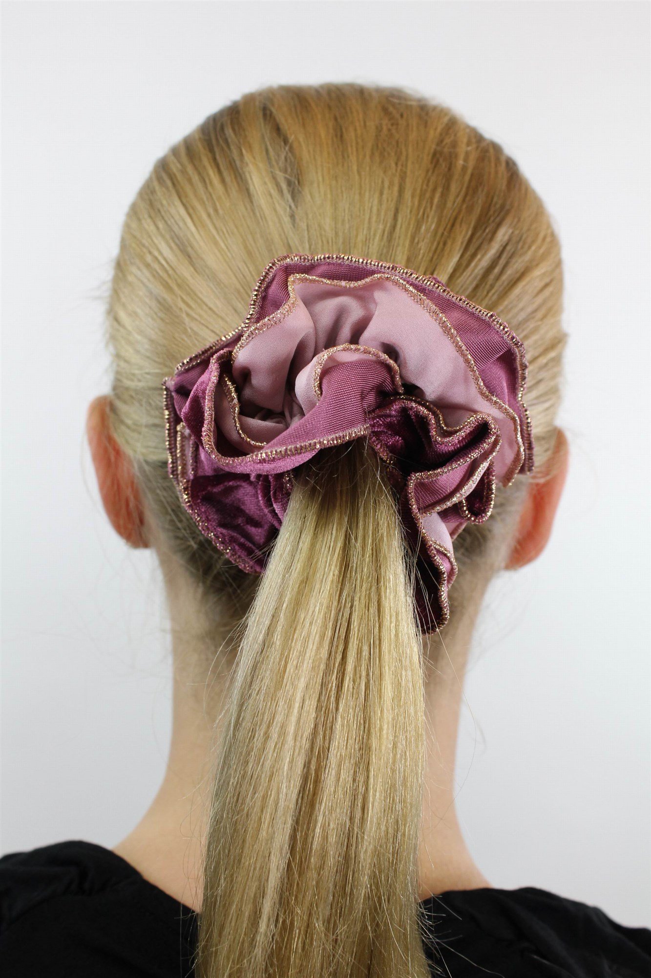 wig-me-up-haarrosette-scrunchy-z031-rosa-mit-goldbord-re-zweifarbig image 2