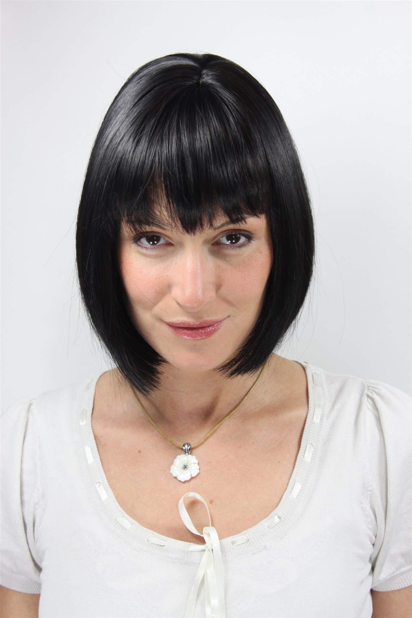 wig-me-up-2212-1b-sexy-bob-per-cke-schwarz-mit-pony-25-cm image 2