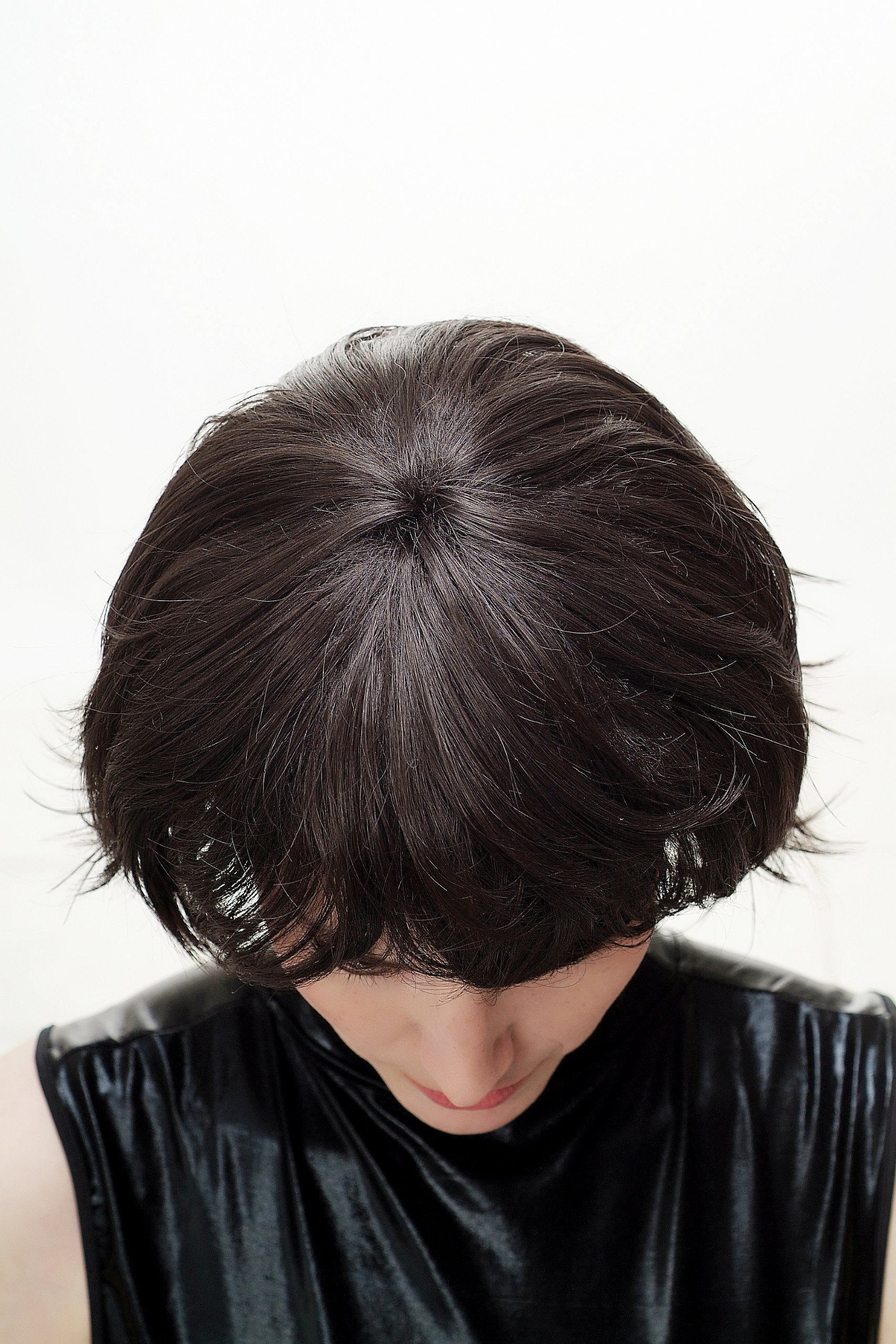 wig-me-up-damenper-cke-cosplay-kurz-volumin-s-schwarzbraun-1258-2 image 5
