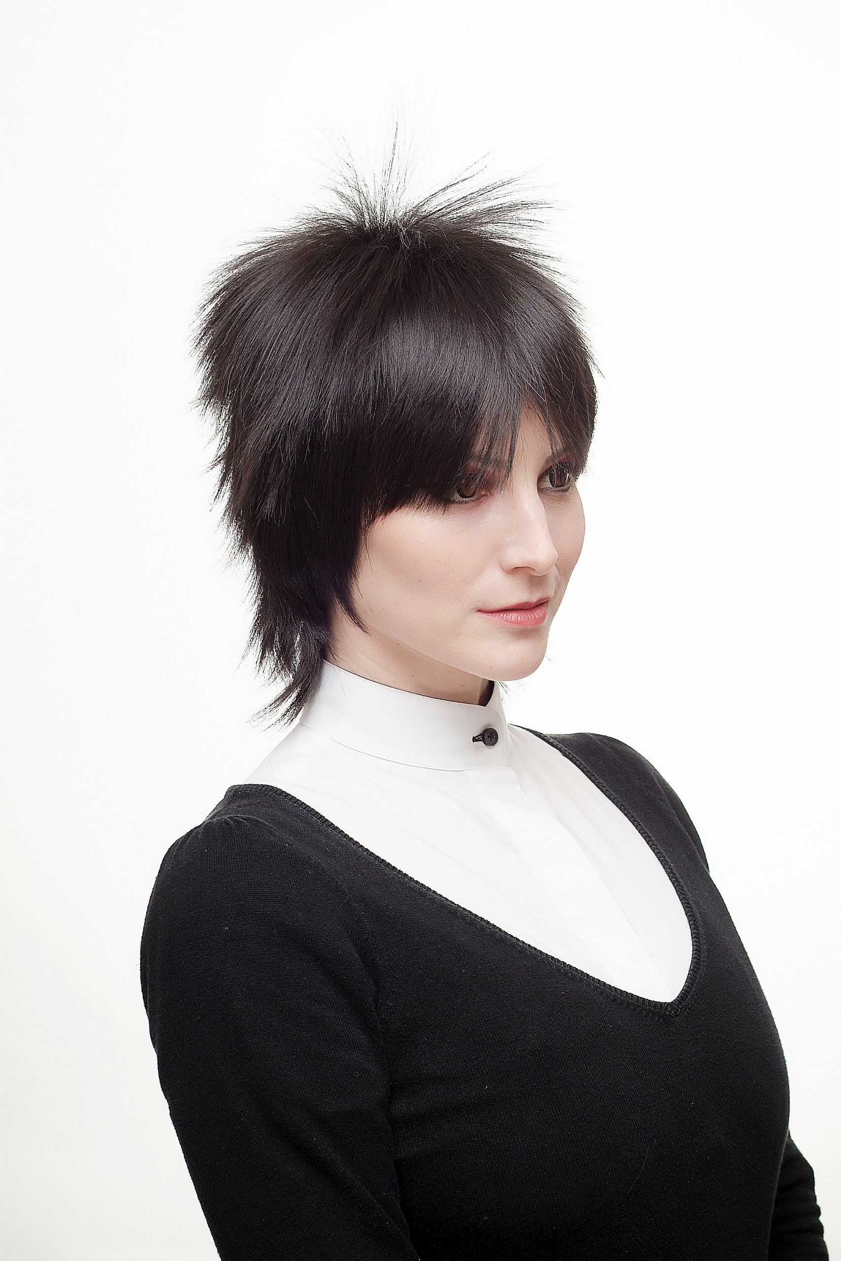 wig-me-up-per-cke-punk-wave-1265-2-wild-toupiert-gestuft-schwarz-30-cm image 2